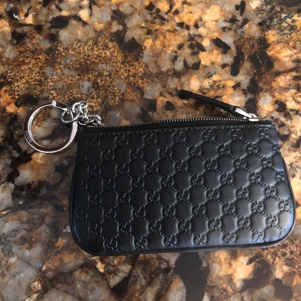 New with Gucci box Gucci Microguccissima Small Zip Wallet with Key Ring in Black - Picture 4 of 5